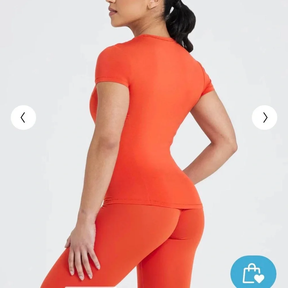 NWT Oner Active MELLOW SOFT SHORT SLEEVE T-SHIRT Spice S or M - Picture 2 of 7